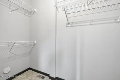 Property 26-9250 - Photo 17