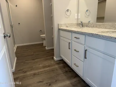 Property 26-10070 - Photo 15
