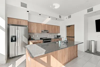 Property 26-10015 - Photo 37