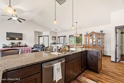 Property 26-7916 - Photo 15