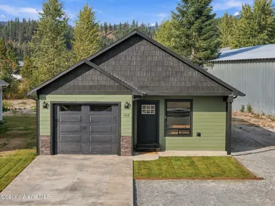 Property 26-9716 - Photo 2