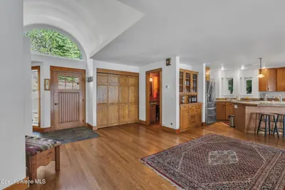 Property 26-9411 - Photo 17