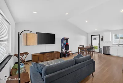 Property 26-9894 - Photo 6