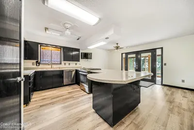 Property 26-9532 - Photo 33