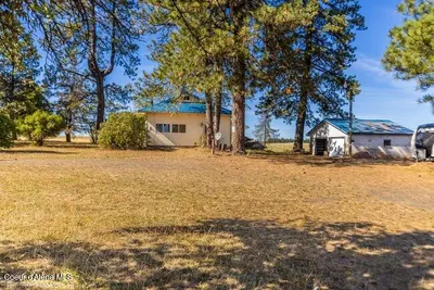 Property 26-9913 - Photo 40