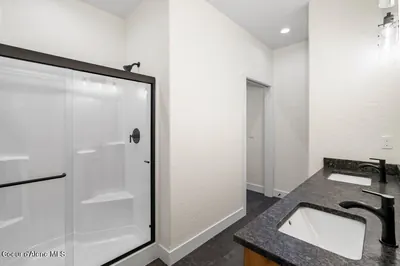 Property 26-8216 - Photo 16