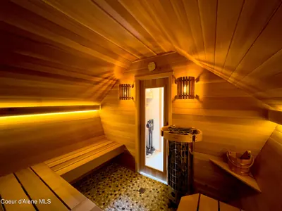 Property 26-6817 - Photo 57