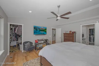 Property 26-10215 - Photo 23