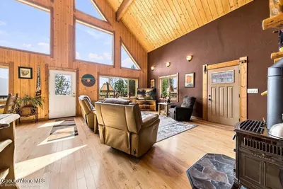 Property 26-8410 - Photo 41