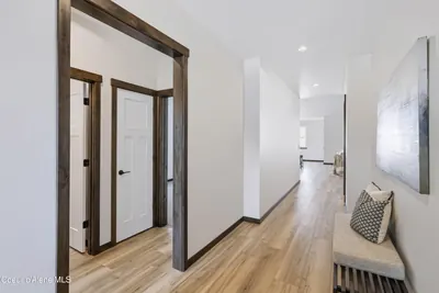 Property 26-7946 - Photo 2