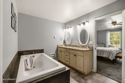 Property 26-10457 - Photo 21