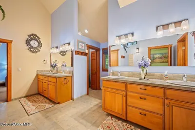 Property 26-6169 - Photo 51