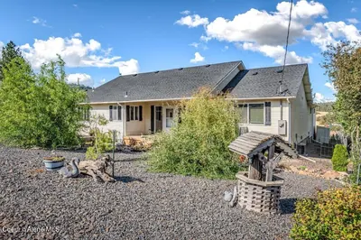 Property 26-9591 - Photo 3