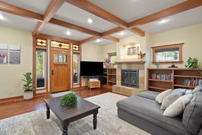 Property 26-10299 - Photo 6