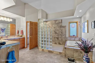 Property 26-8099 - Photo 16