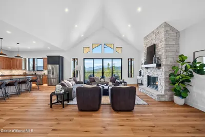 Property 26-9932 - Photo 10