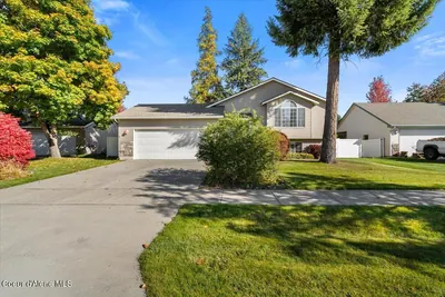 Property 26-10287 - Photo 2
