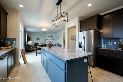 Property 25-10317 - Photo 9