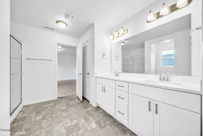 Property 26-9074 - Photo 17