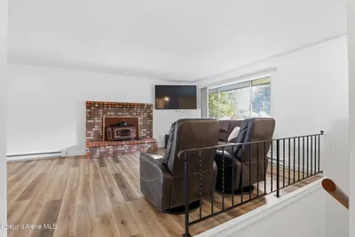 Property 26-10122 - Photo 2