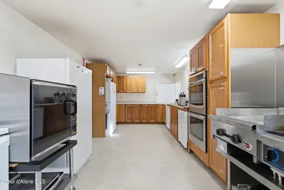 Property 26-10093 - Photo 34