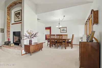Property 26-9371 - Photo 9