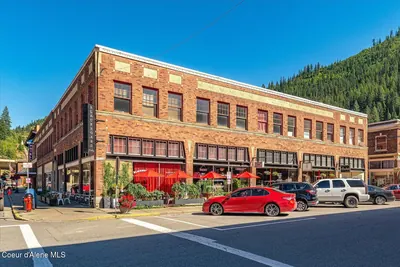 Property 26-10037 - Photo 3