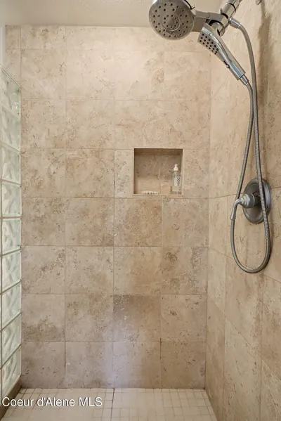 Property 26-7018 - Photo 32