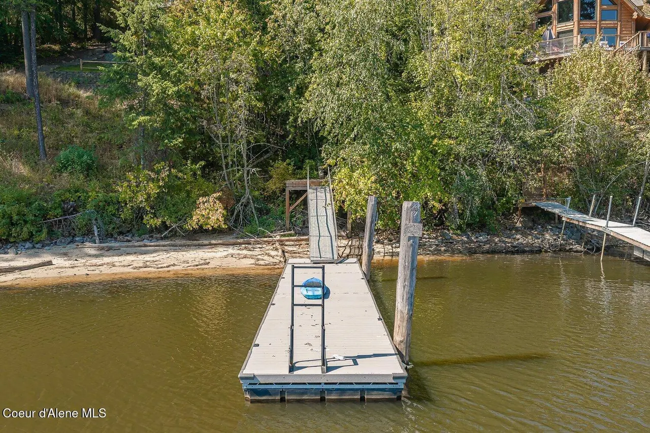 Property 26-8852 - Photo 1