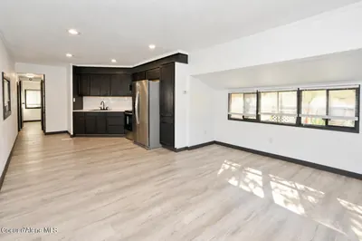 Property 26-10071 - Photo 6