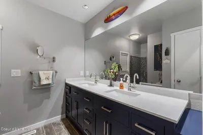 Property 26-10278 - Photo 28