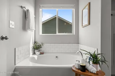 Property 26-8096 - Photo 19