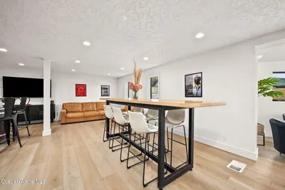 Property 26-9305 - Photo 17