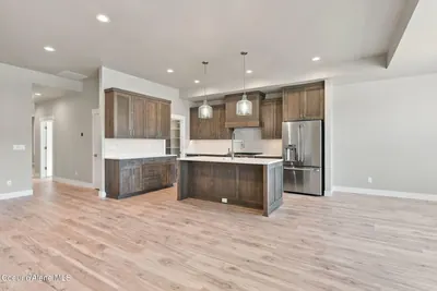 Property 26-10033 - Photo 10