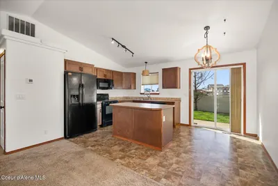 Property 26-10232 - Photo 9