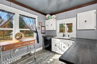 Property 26-10331 - Photo 26