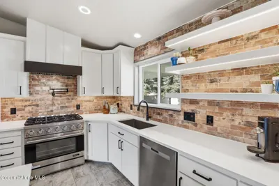 Property 26-9275 - Photo 10
