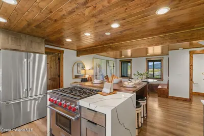 Property 26-9602 - Photo 23