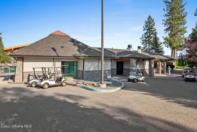 Property 26-9605 - Photo 58