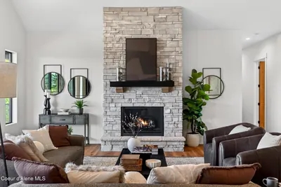 Property 26-9932 - Photo 83