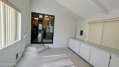 Property 26-9906 - Photo 10