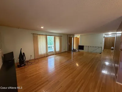 Property 26-8044 - Photo 4
