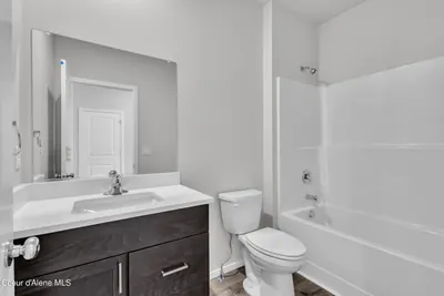Property 26-8710 - Photo 5