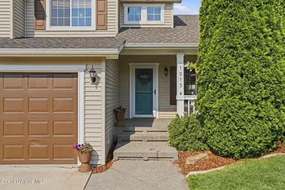 Property 26-8011 - Photo 2