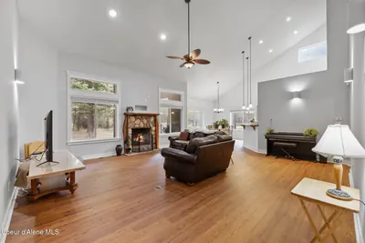Property 26-10387 - Photo 10