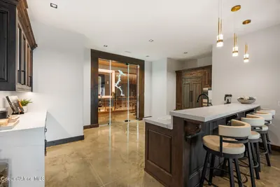 Property 26-3928 - Photo 58