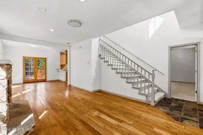 Property 26-9732 - Photo 10