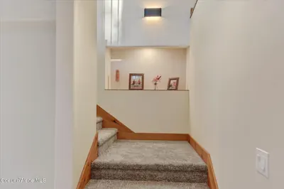 Property 26-10373 - Photo 25