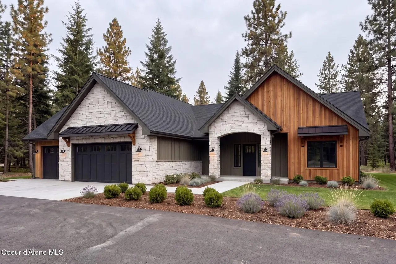 Property 26-8387 - Photo 1