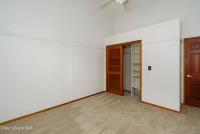 Property 26-10065 - Photo 22